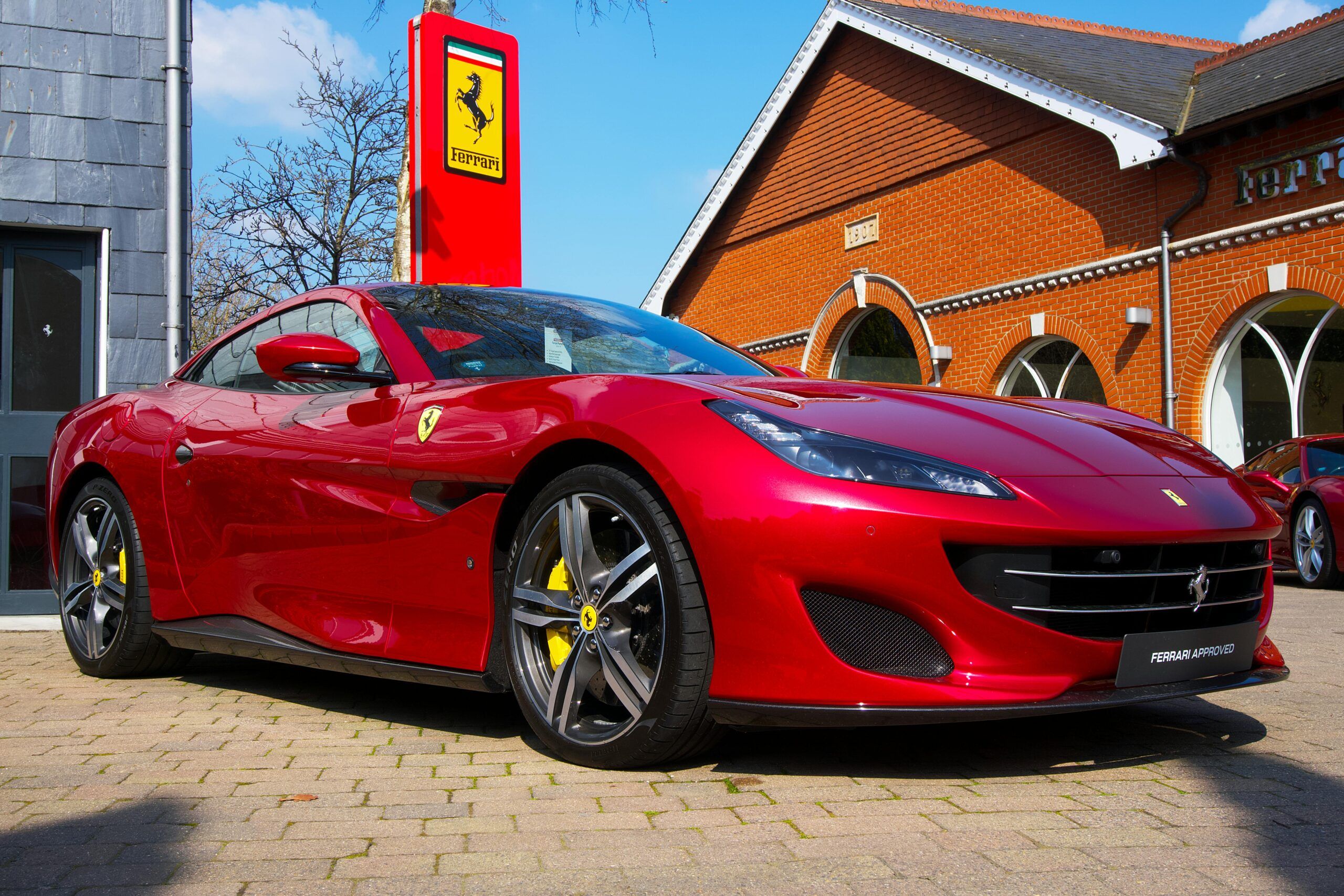 luxury sports car rental